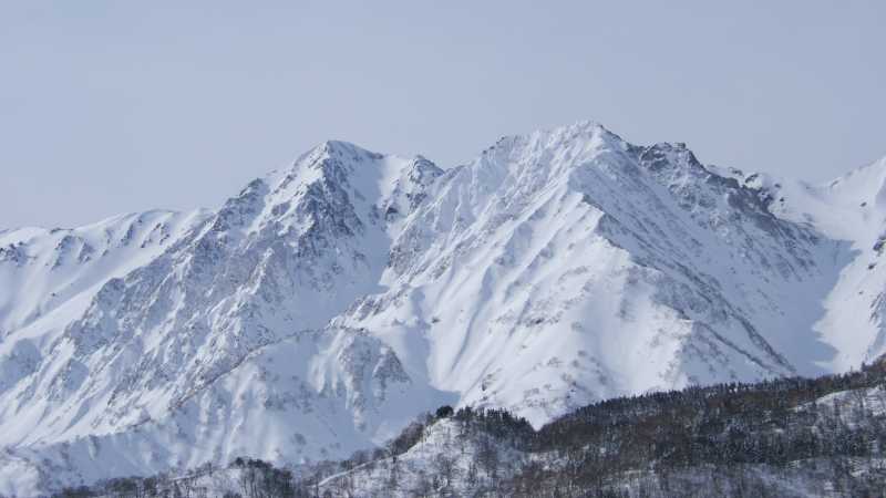 左から、白馬鑓ヶ岳、杓子岳